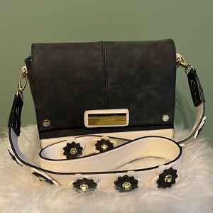 Steve Madden Cross Body Bag